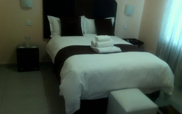 Fahms Self Catering