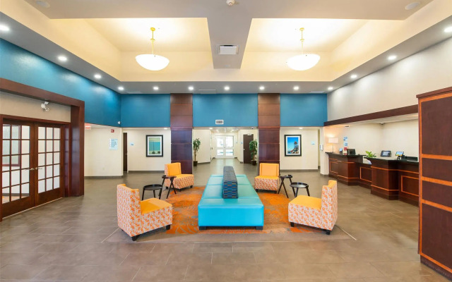 Comfort Inn & Suites