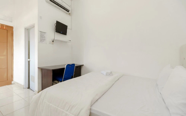 RedDoorz Near Jalan MP Mangkunegara Palembang(RedDoorz near Jalan MP Mangkunegara Palembang)