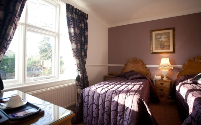 Fines Bayliwick Hotel