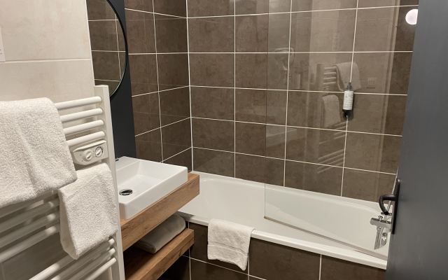 Appart'hôtel Odalys City - Bioparc Lyon Est
