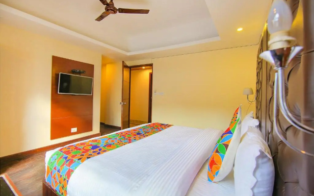 Fabhotel Dwaper