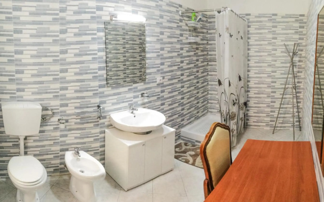 Metro Guest House 2