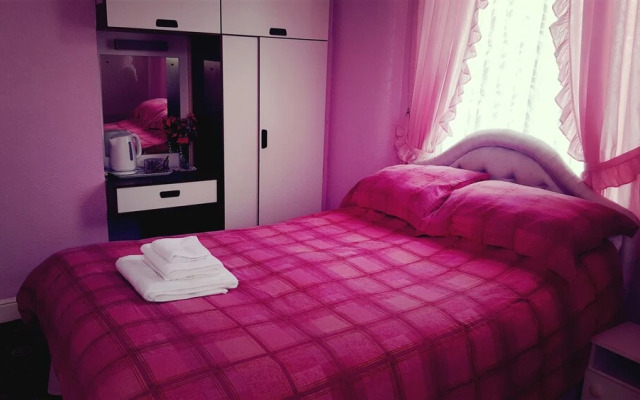 Gracelands Guest House