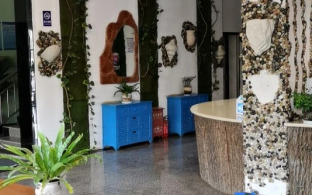 Shizong Sunshine Love Nest Theme Hotel