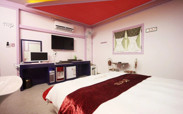 Western Wonpyeongdong Hip