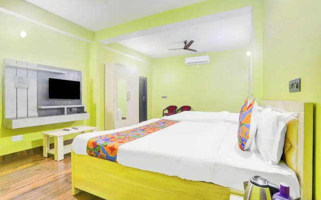 Fabhotel Avante Palace