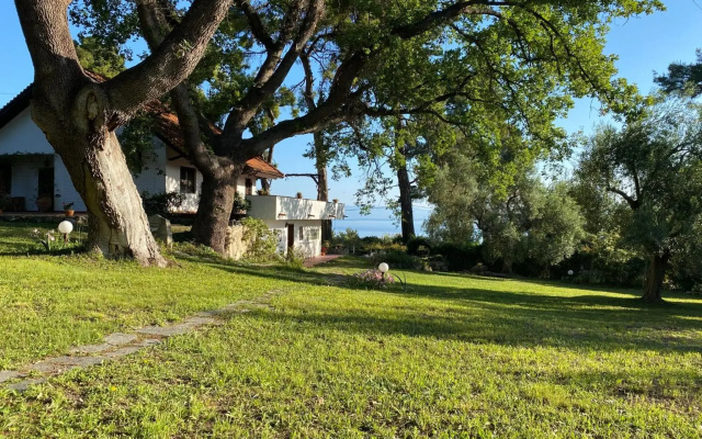 Wild Oaks Cottage