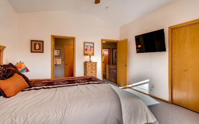 2028 Ryan Gulch 4 Br townhouse by RedAwning