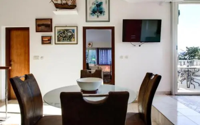 Apartment Near Firule sandy beach