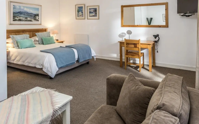 Summer Blue Guest House