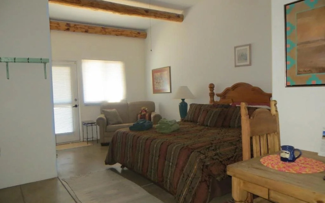Rancho Milagro Bed & Breakfast