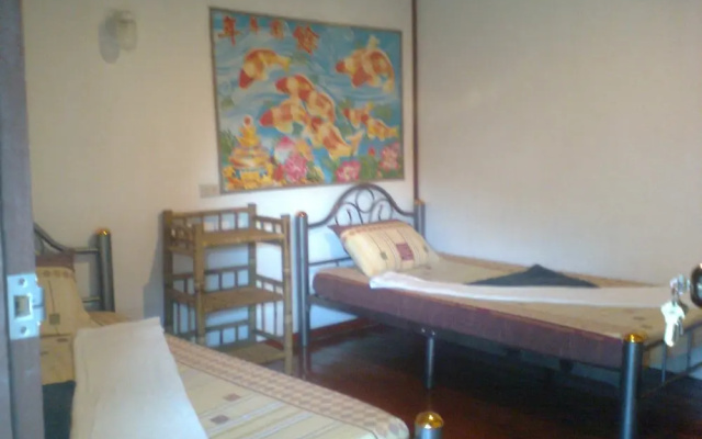 Sea Salad Resort