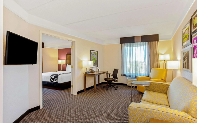 La Quinta Inn & Suites by Wyndham Panama City