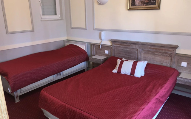 Hotel de France