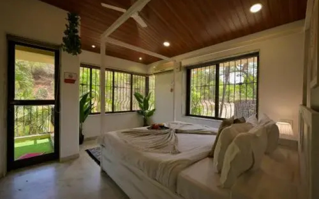 Eko Stay-Royale Villa
