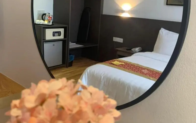 Sentral View Hotel