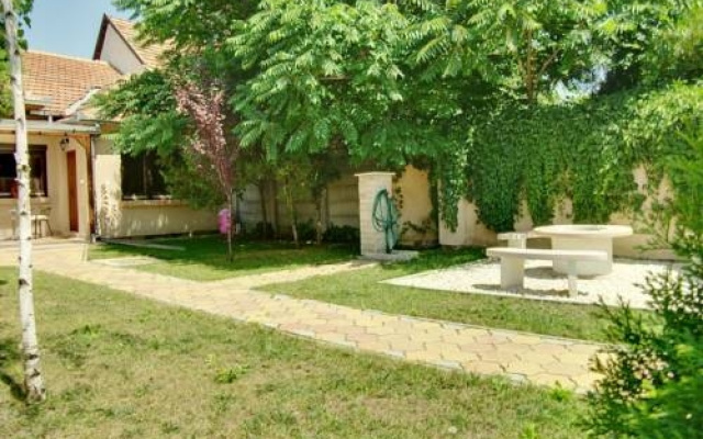 Corner Apartman