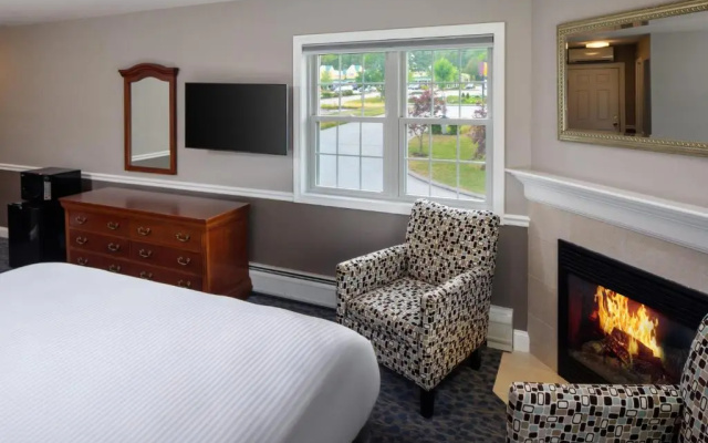 Golden Gables Inn Dazzler Select by Wyndham
