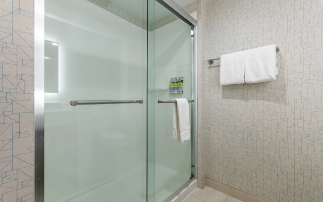 Holiday Inn Express & Suites Chilliwack East by IHG