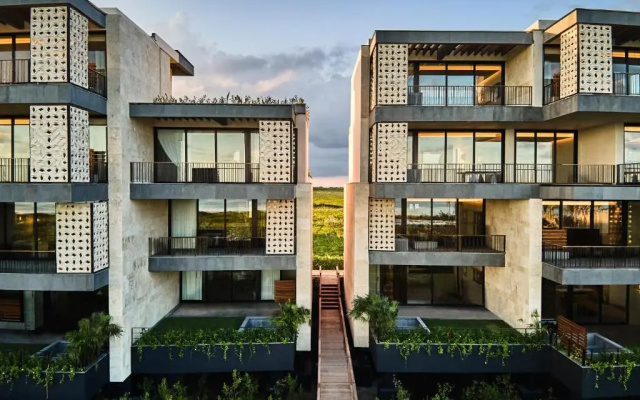 Etéreo, Auberge Collection