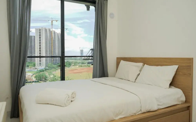 Gorgeous and Comfy Studio Sky House BSD Apartment
