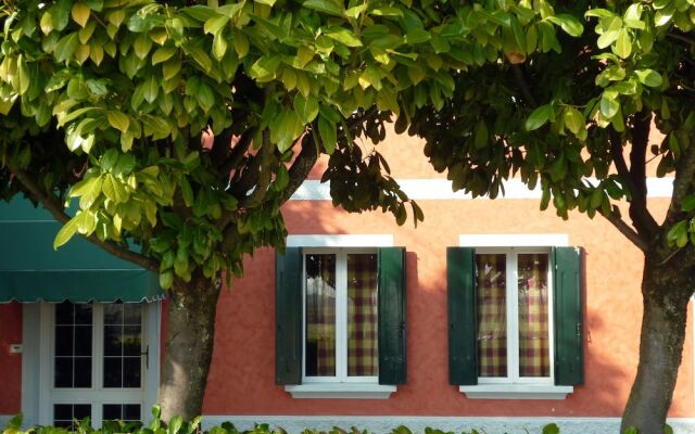 Отель B&B La Fonte Прамаджоре вид на фасад