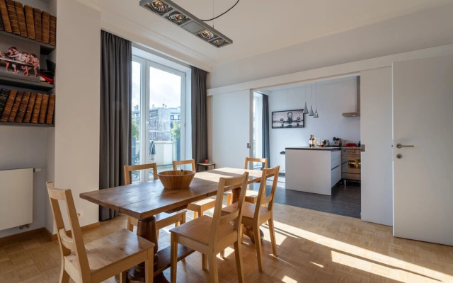 Woods Terrace residence