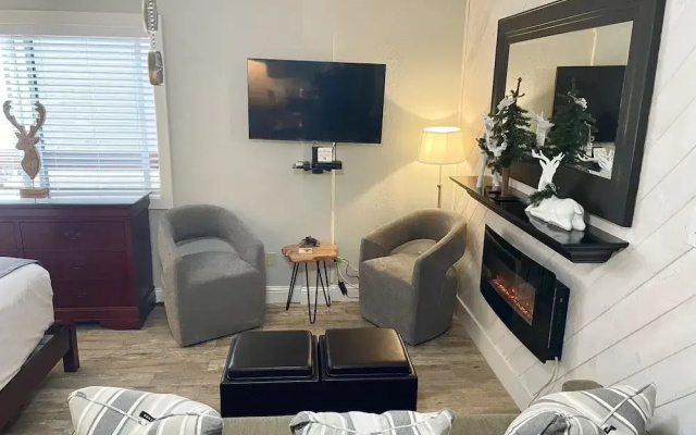 125 Bldg B Condo