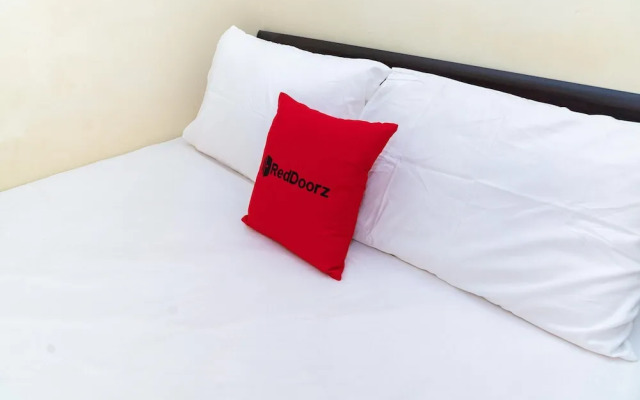 RedDoorz Syariah near Jalan A Yani KM 8 Citraland