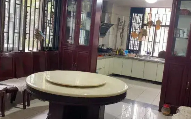 Chuxiong Super 8° Jujunlaike Homestay
