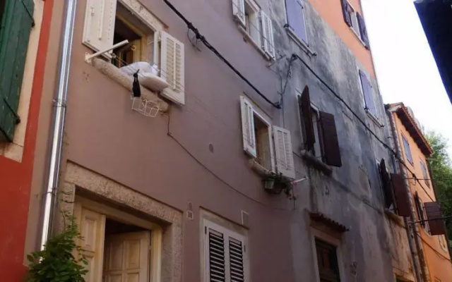 Apartment Momento