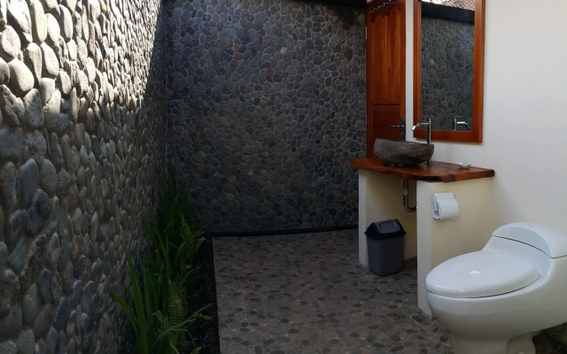 Mango Tree Inn