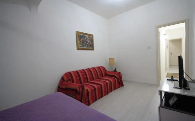 GoHouse - Apartamento Copacabana 1116 - Avenida Ns. de Copac
