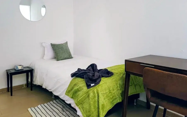 Renovated Aparment Avenida Amsterdam
