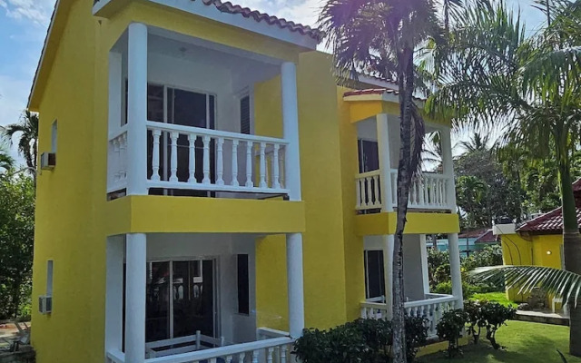 Hotel Grand Village