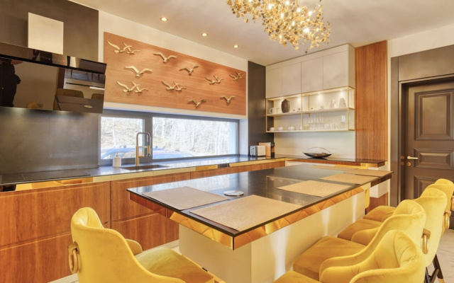 Imperia Luxury Vila