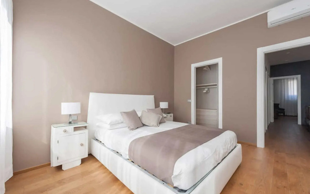 Pitti Palace Apartments