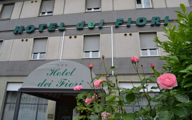 Hotel Dei Fiori вид на фасад