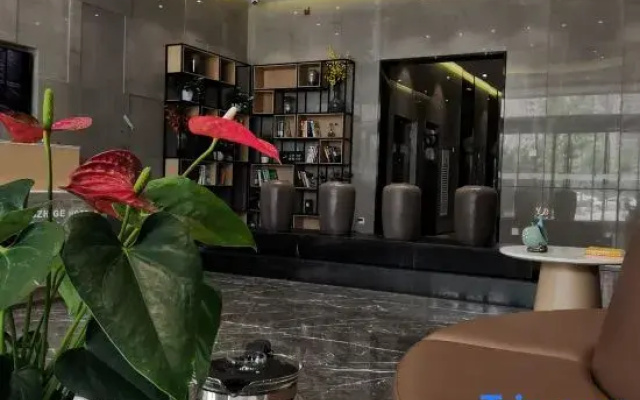 Ji Feng Zhige Hotel