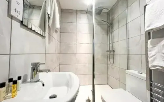 Berkeley Apartment