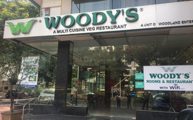 Woody's