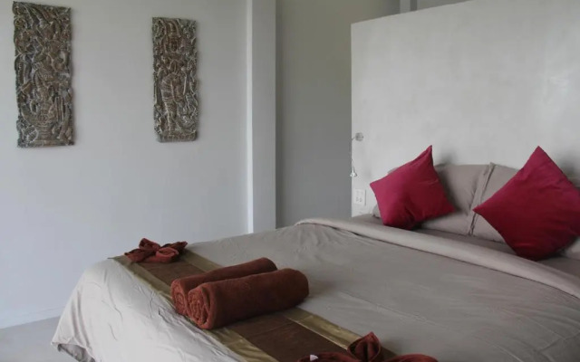 Anankhira Villa Resort