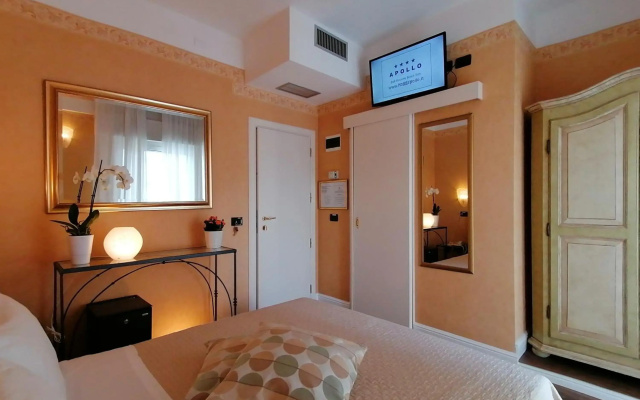 Hotel Apollo
