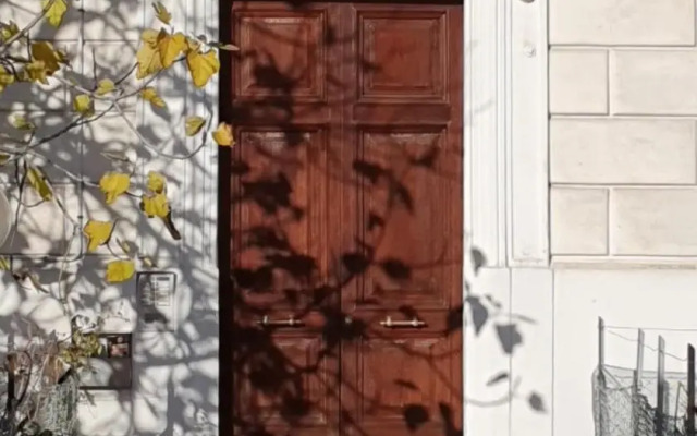 B&B 1930