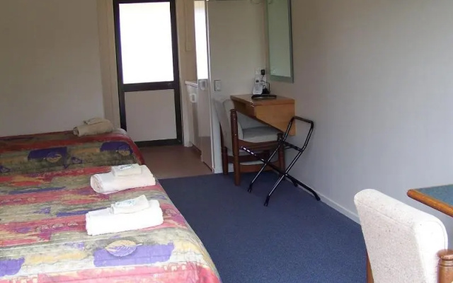 Karamea Hotel