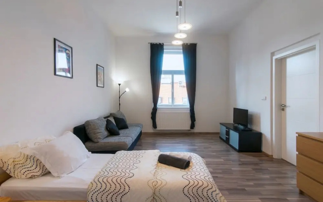 Bravo Apartment