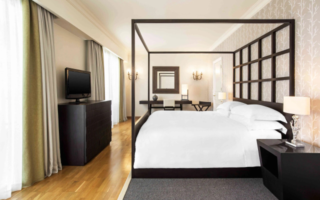 Курортный отель Sheraton Rhodes Resort