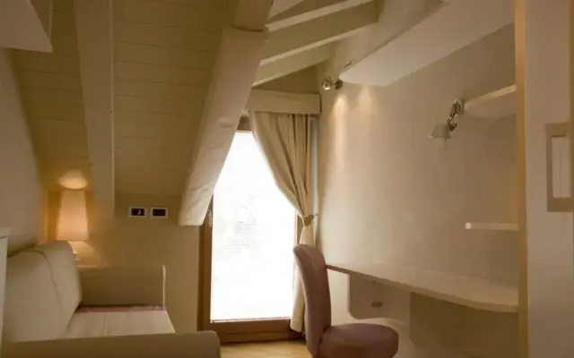 Royal Suite Home