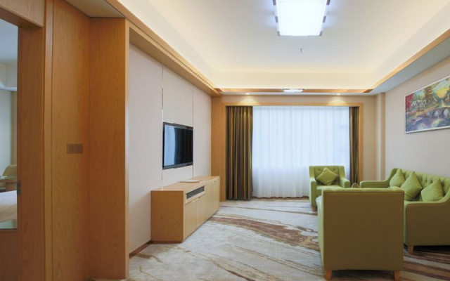 Vienna International Hotel (Dongguan Dongcheng Xiaqiao Metro Station)